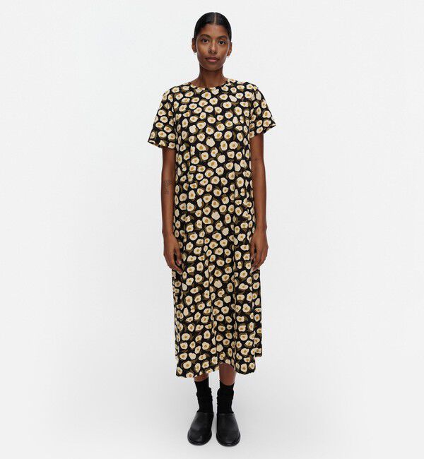 Marimekko「Pisteinen Pikku Vikuri ワンピース」|ワンピース|ベージュ&times;ブラック