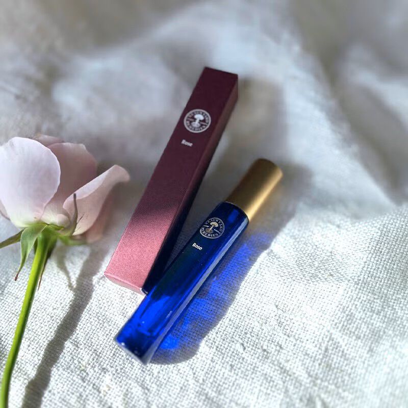 NEAL&rsquo;S YARD REMEDIES「オードパルファン ローズ 8mL」|香水・フレグランス|