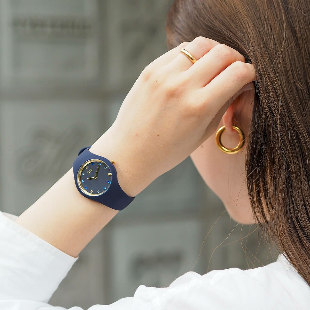 ICE-WATCH「〈ICE-WATCH(ｱｲｽｳｫｯﾁ)〉ICE cosmos ﾌﾞﾙｰｼｪｰﾄﾞ ｽﾓｰﾙ」|腕時計|