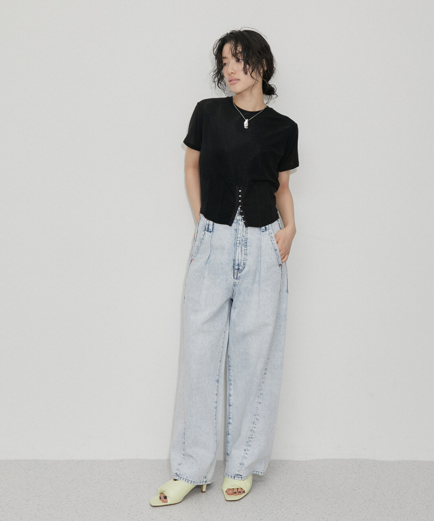 ADAM ET ROPE'「【洗える・ストレッチ・サステナブル】コルセットTシャツ」|Tシャツ・カットソー|