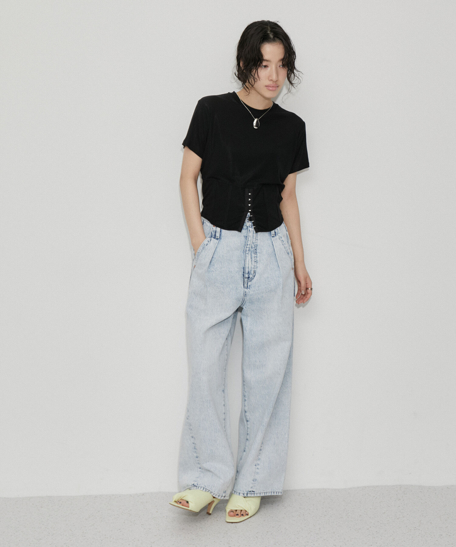 ADAM ET ROPE'「【洗える・ストレッチ・サステナブル】コルセットTシャツ」|Tシャツ・カットソー|