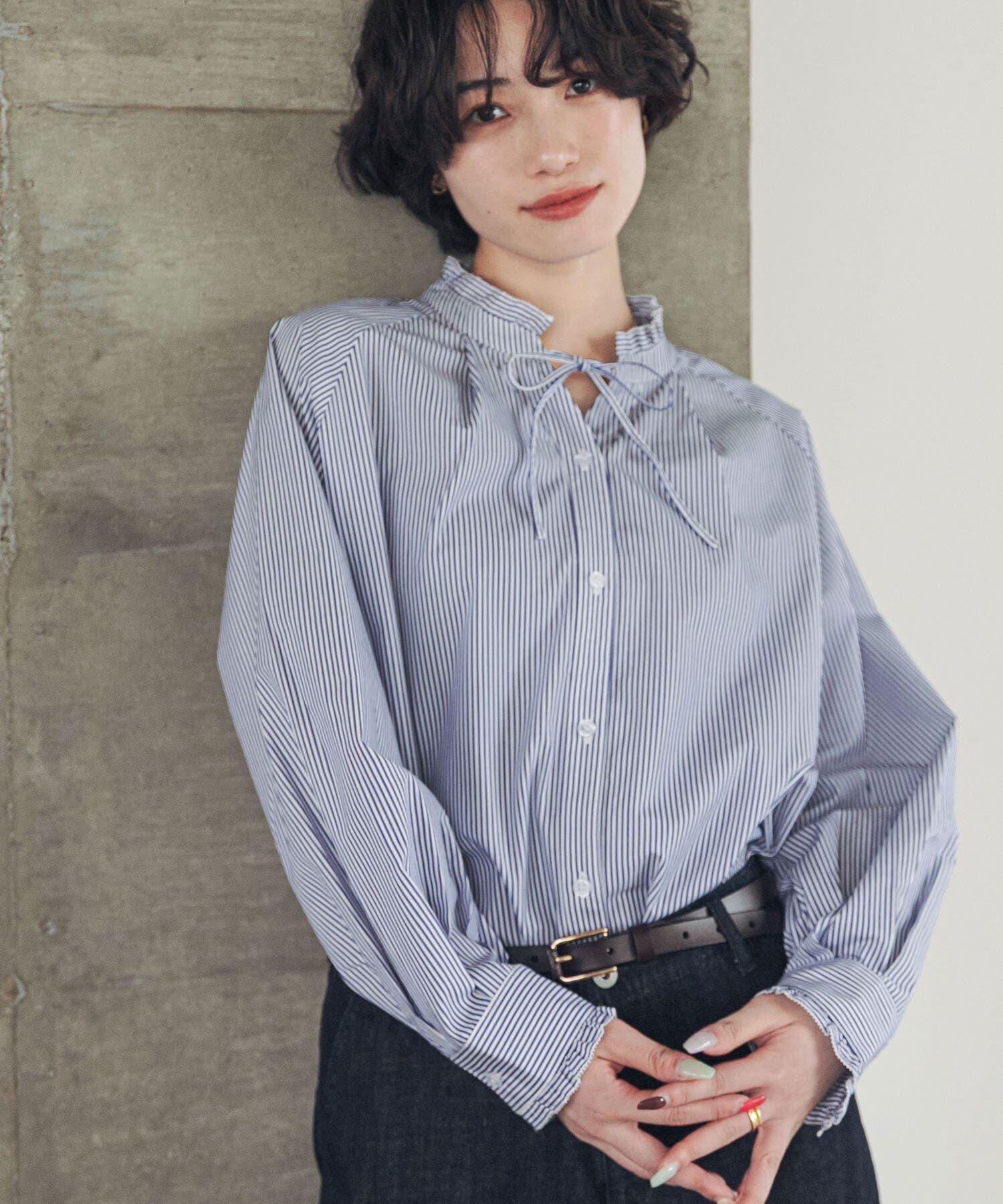 URBAN RESEARCH DOORS「『速乾/イージーケア/UVカット』『UR TECH』Aircareフリルネックブラウス」|シャツ・ブラウス|