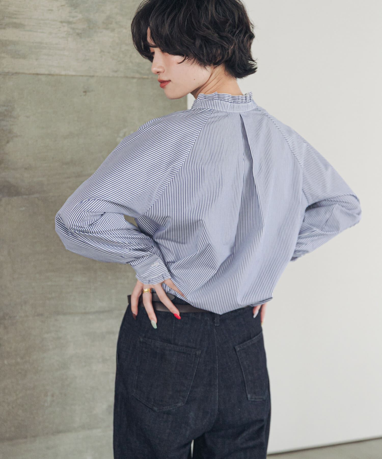 URBAN RESEARCH DOORS「『速乾/イージーケア/UVカット』『UR TECH』Aircareフリルネックブラウス」|シャツ・ブラウス|