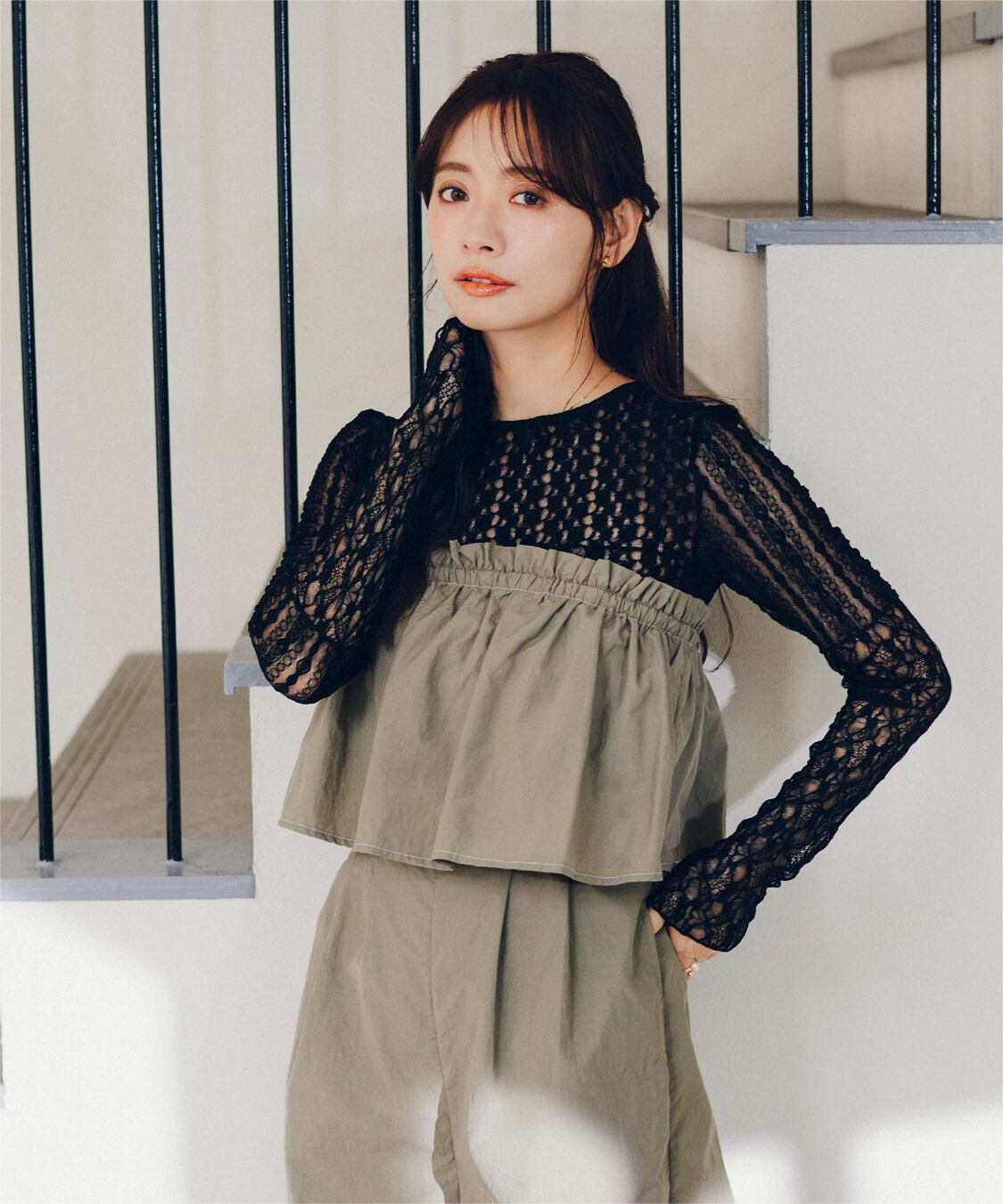 titivate「【赤埴奈津子さんコラボアイテム】前後2way切替デザインレーストップス」|Tシャツ・カットソー|