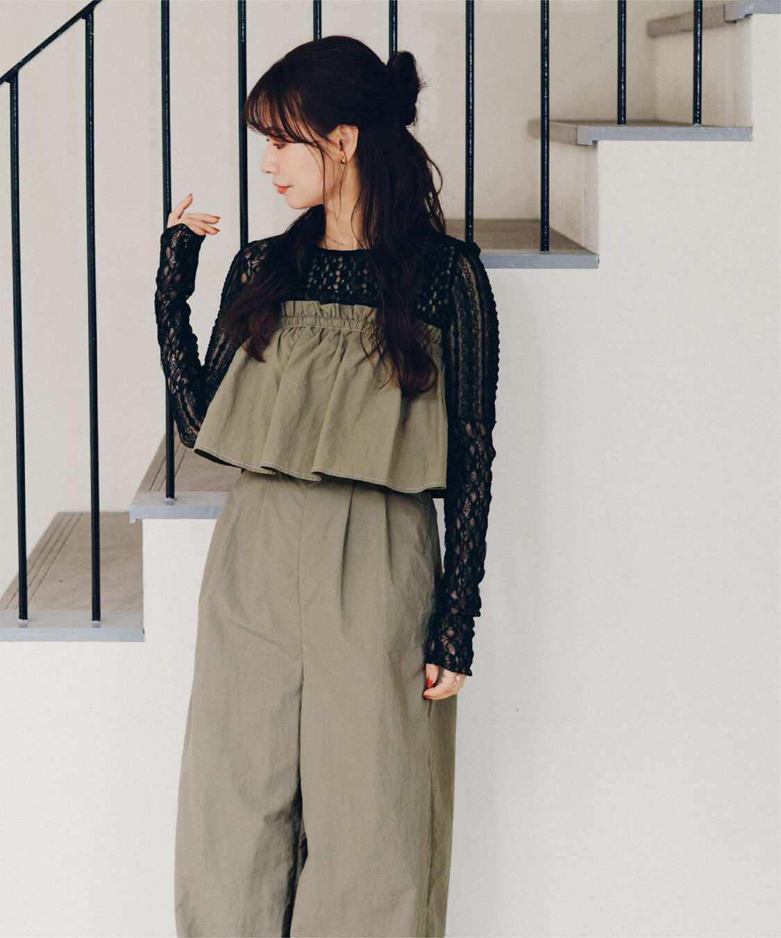 titivate「【赤埴奈津子さんコラボアイテム】前後2way切替デザインレーストップス」|Tシャツ・カットソー|