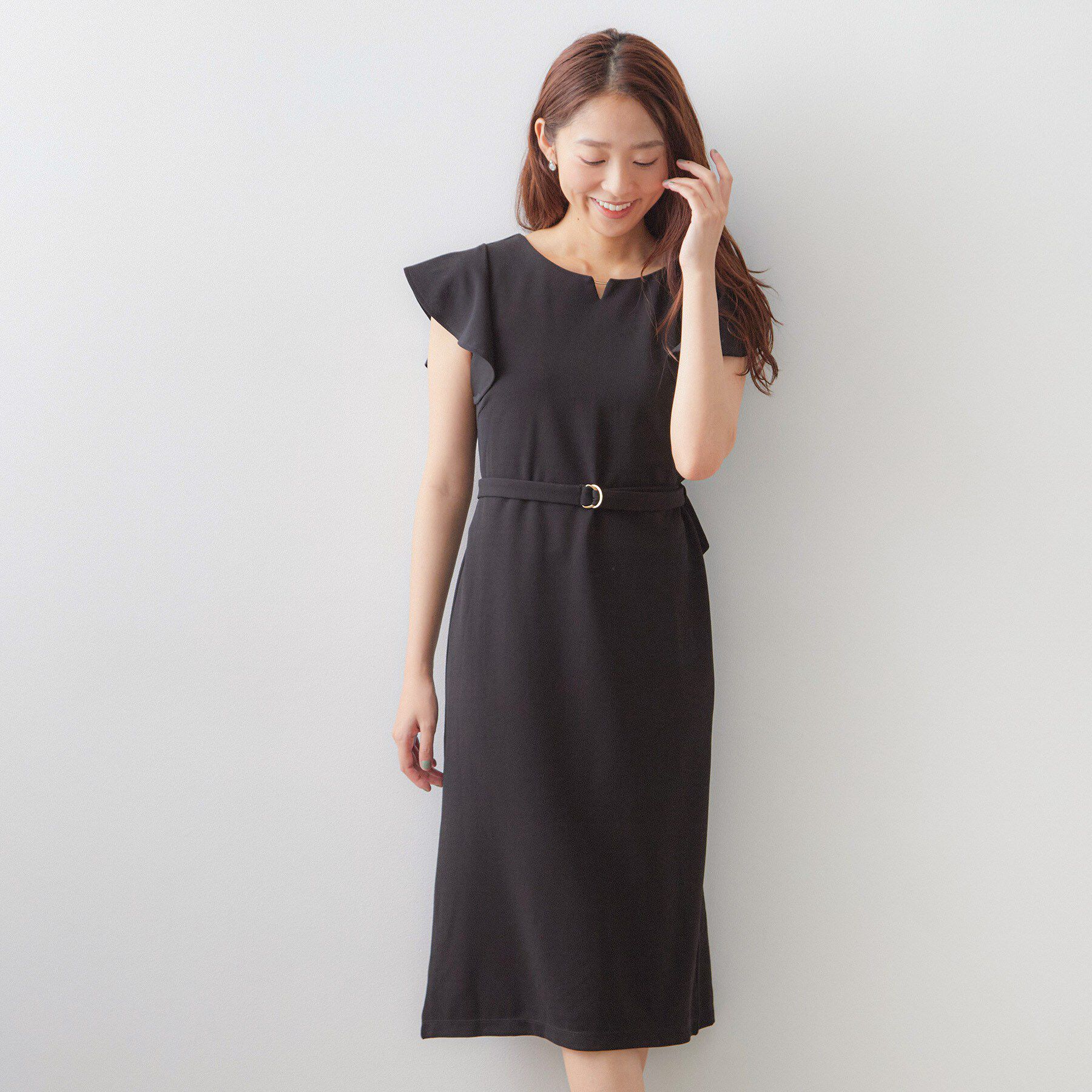 index「【接触冷感／吸水速乾】キーネックフレアスリーブワンピース《UV／洗濯機OK／ストレッチ》」|ワンピース|ブラック(819)