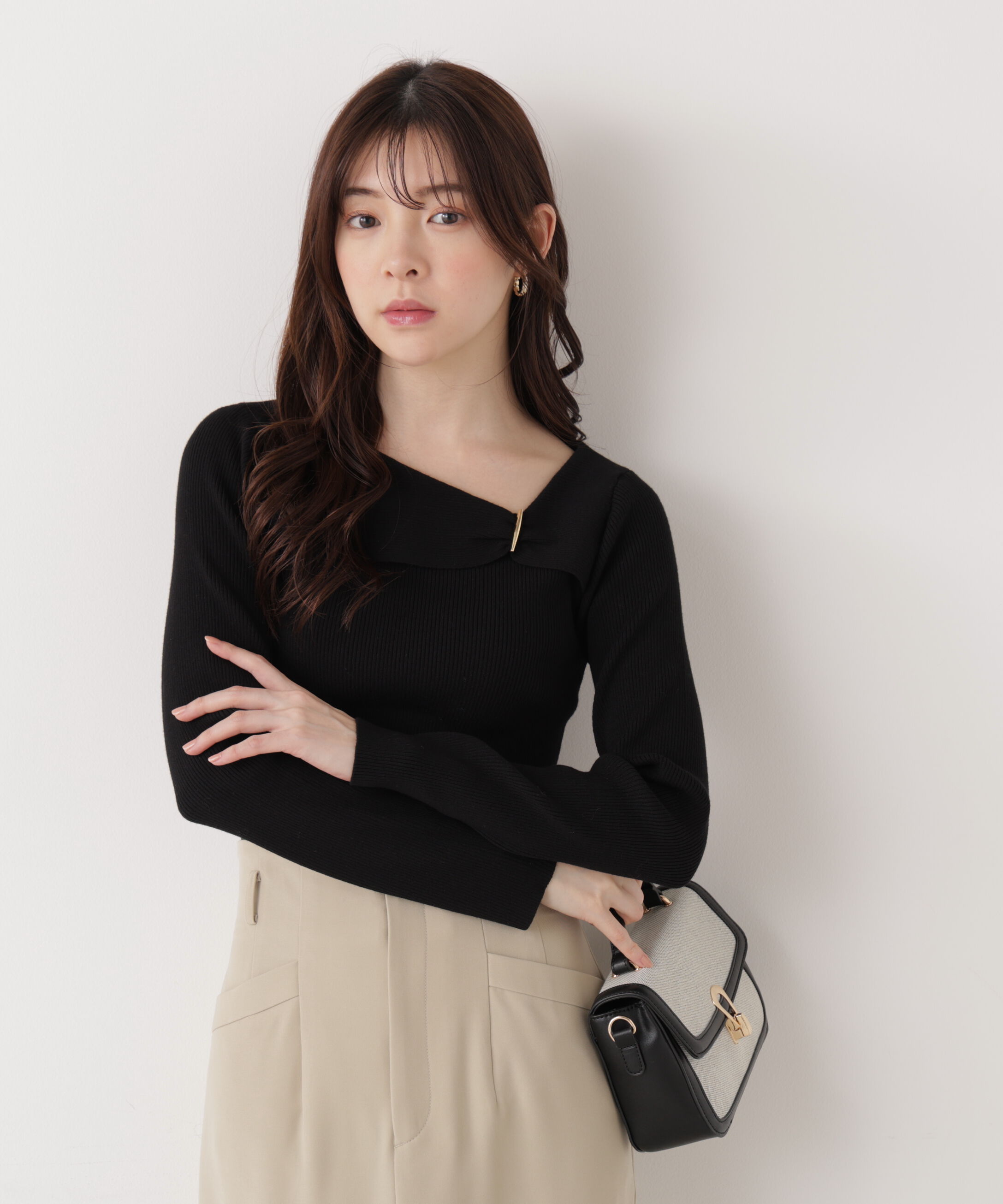PROPORTION BODY DRESSING「バー付きアシメリブニット　　26SS」|ニット・セーター|ブラック