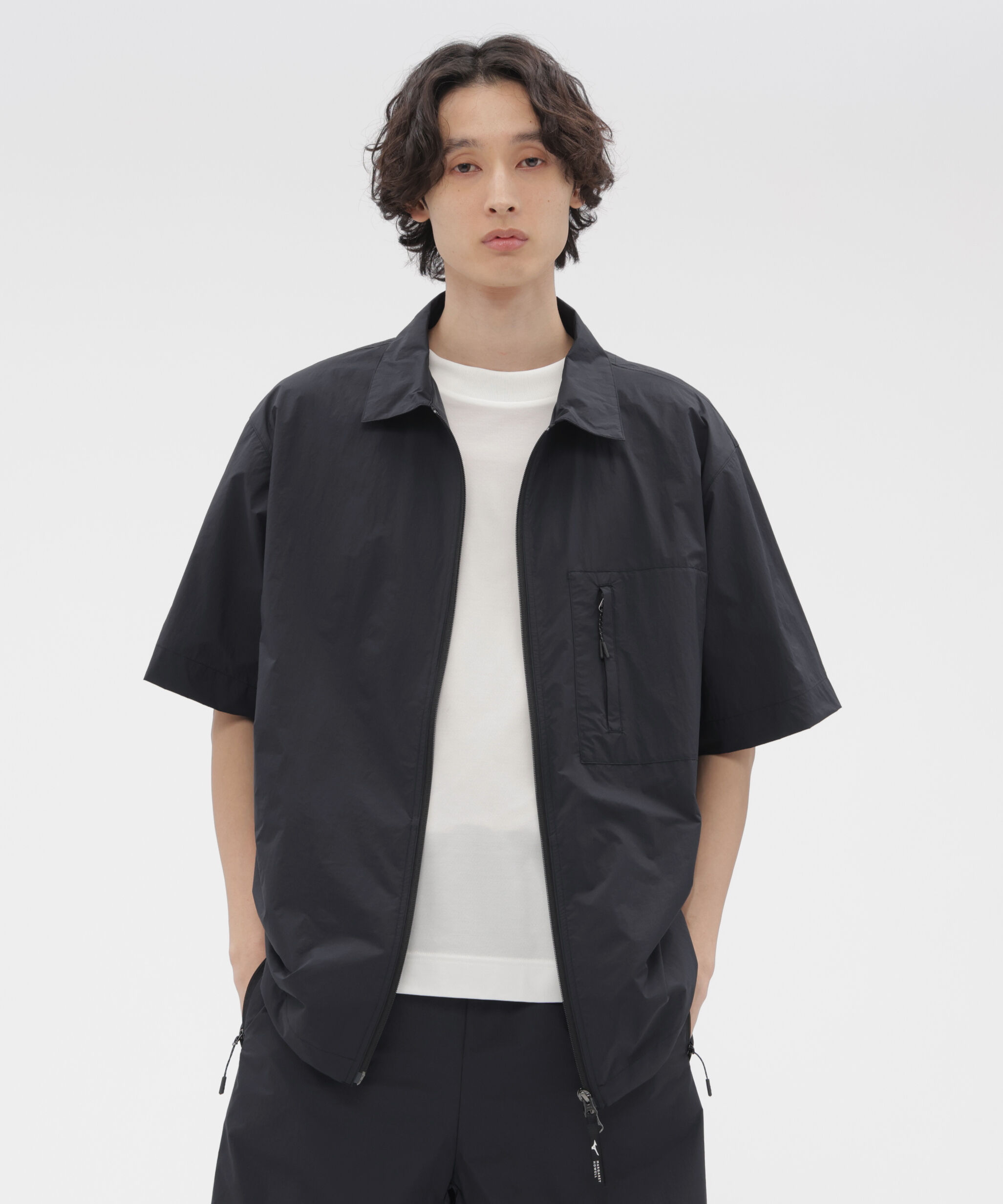 MARGARET HOWELL「WATER REPELLENT LIGHTWEIGHT NYLON POPLIN SHIRT」|Tシャツ・カットソー|