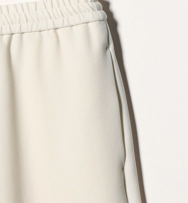 UNITED ARROWS「COMFY クロップド ワイドパンツ ホワイト ‐防汚 UVカット ウォッシャブル‐」|チノ|