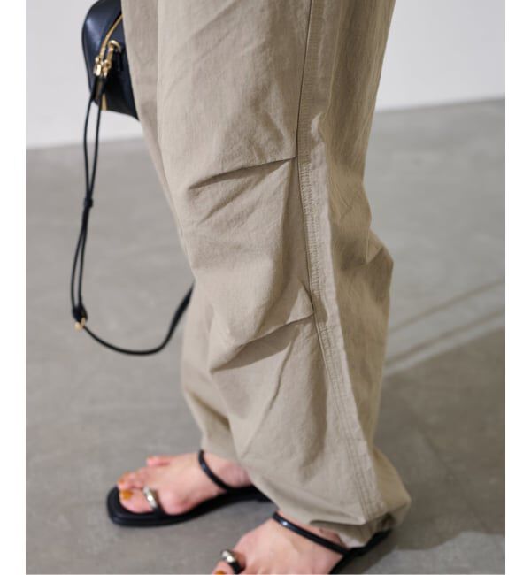 FRAMeWORK「TOP KHAKI/トップカーキ  パラシュートパンツ」|カーゴ|