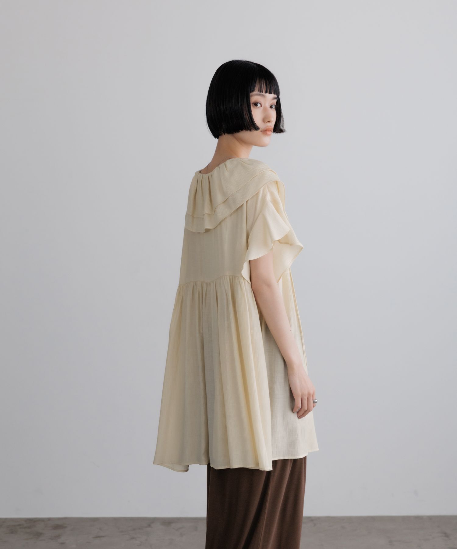 LOWRYS FARM「ヨウシュウフリルチュニックブラウスＳＳ」|シャツ・ブラウス|