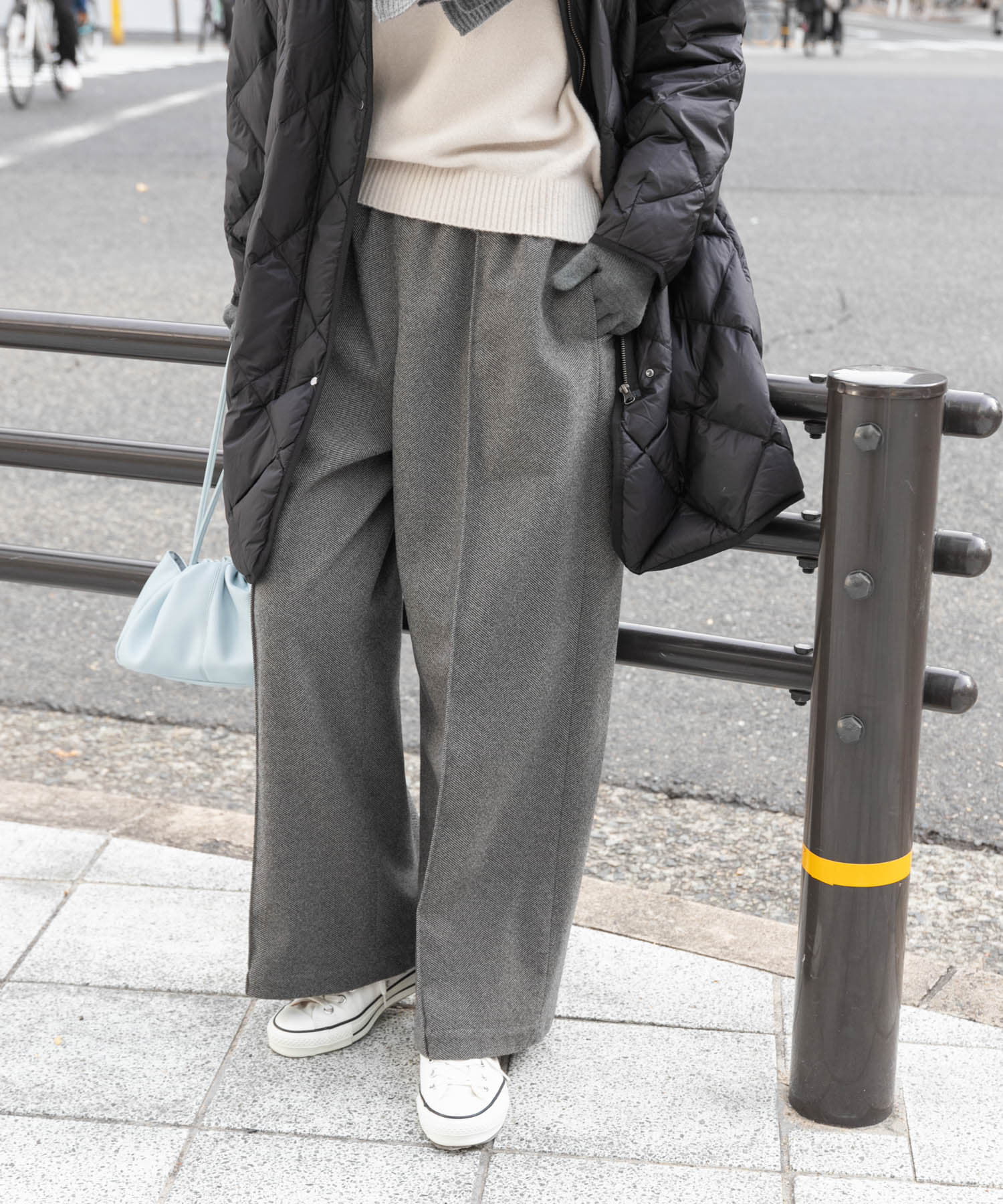 URBAN RESEARCH DOORS「ヘリンボーンピンタックイージーパンツ」|その他|チャコールグレー