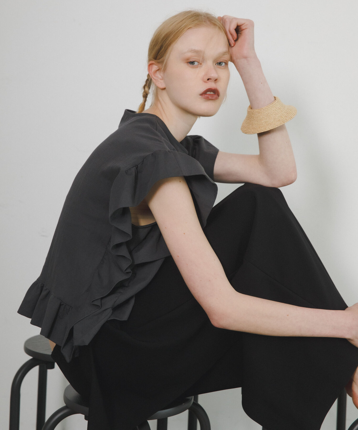 LAATO「frill tee」|Tシャツ・カットソー|スミクロ