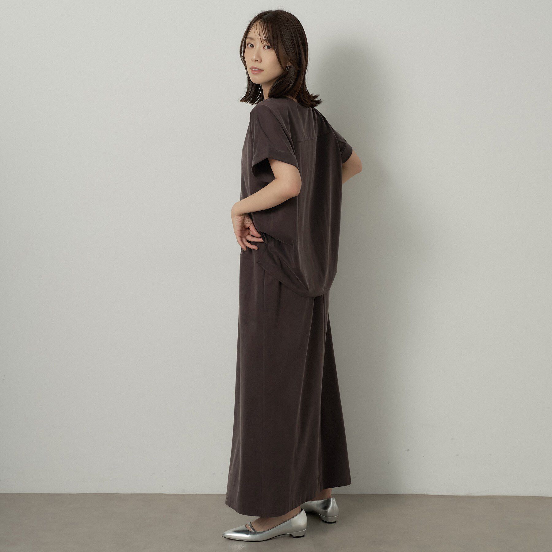 UNTITLED「【セットアップ可/接触冷感】ヴィンテージライクドルマンカットソー」|Tシャツ・カットソー|