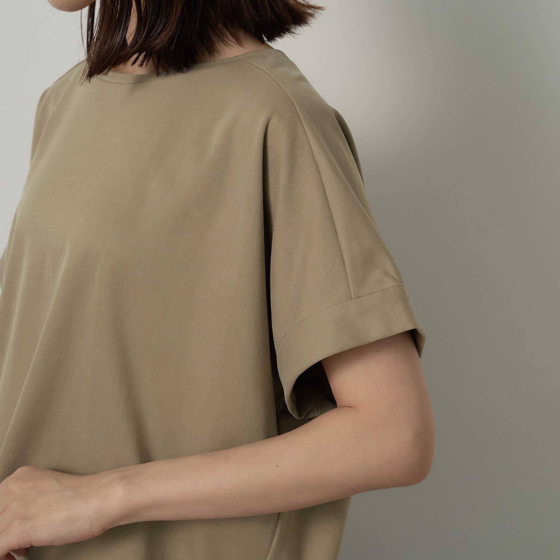 UNTITLED「【セットアップ可/接触冷感】ヴィンテージライクドルマンカットソー」|Tシャツ・カットソー|