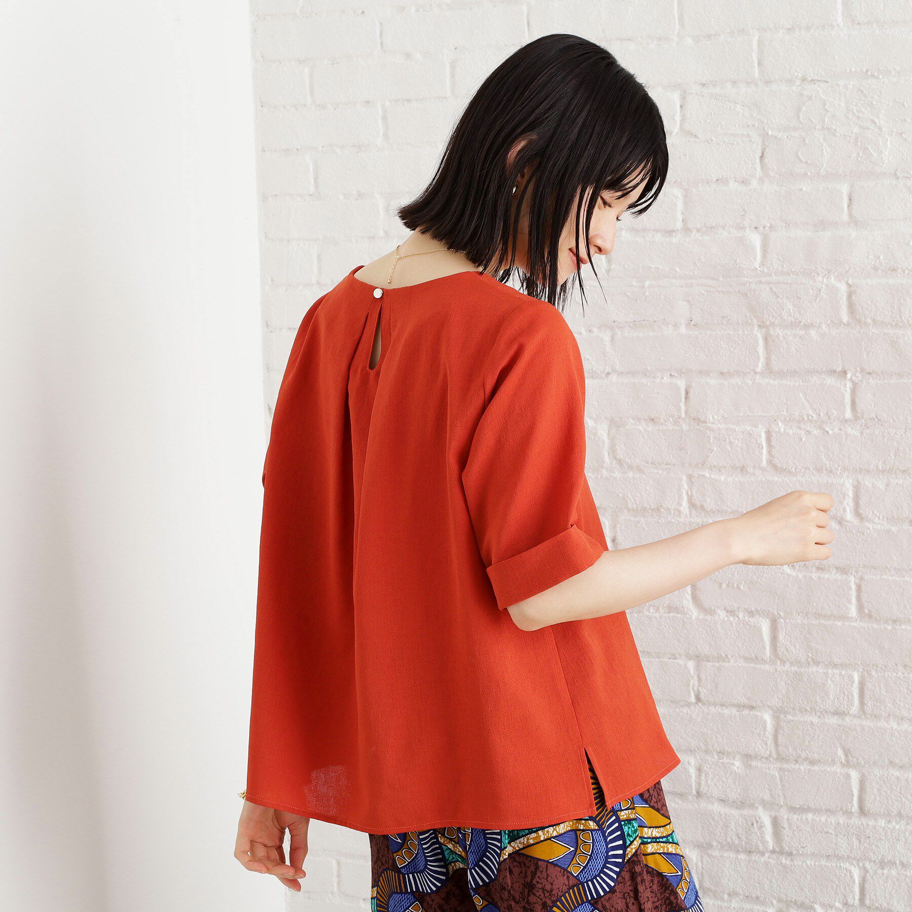 THE SHOP TK「麻調メッシュブラウス【二の腕カバー/洗える】」|シャツ・ブラウス|