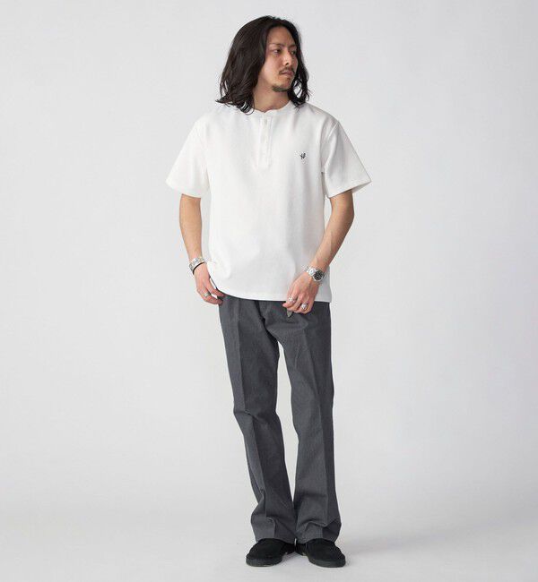 SHIPS「【WEB限定】SHIPS:〈手洗い可能/抗菌/防臭〉ワンポイント ロゴ バーズアイ ヘンリーネック Tシャツ」|Tシャツ・カットソー|
