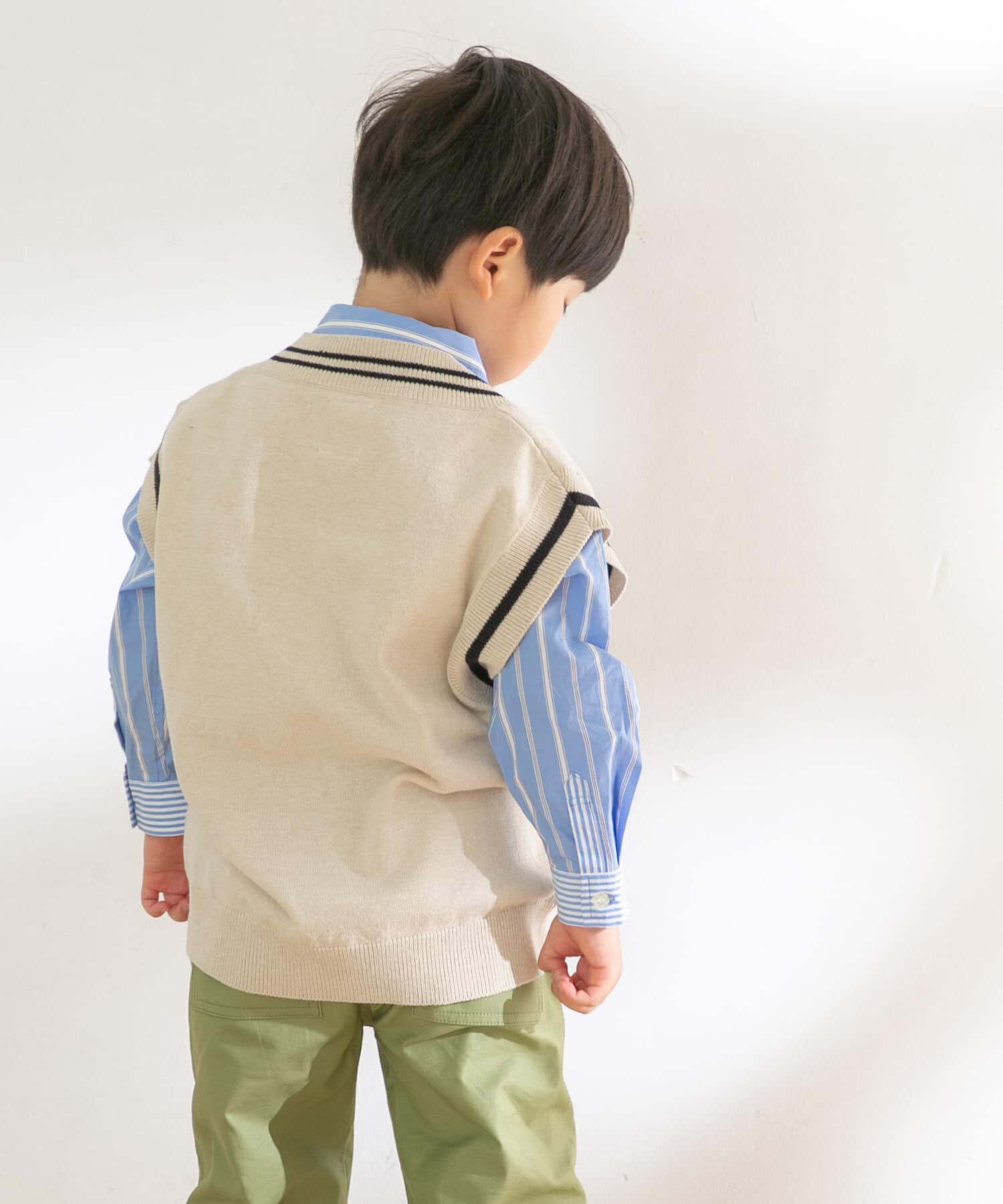 URBAN RESEARCH DOORS「『親子リンク』Vネックニットベスト(KIDS)」|ニット・セーター|