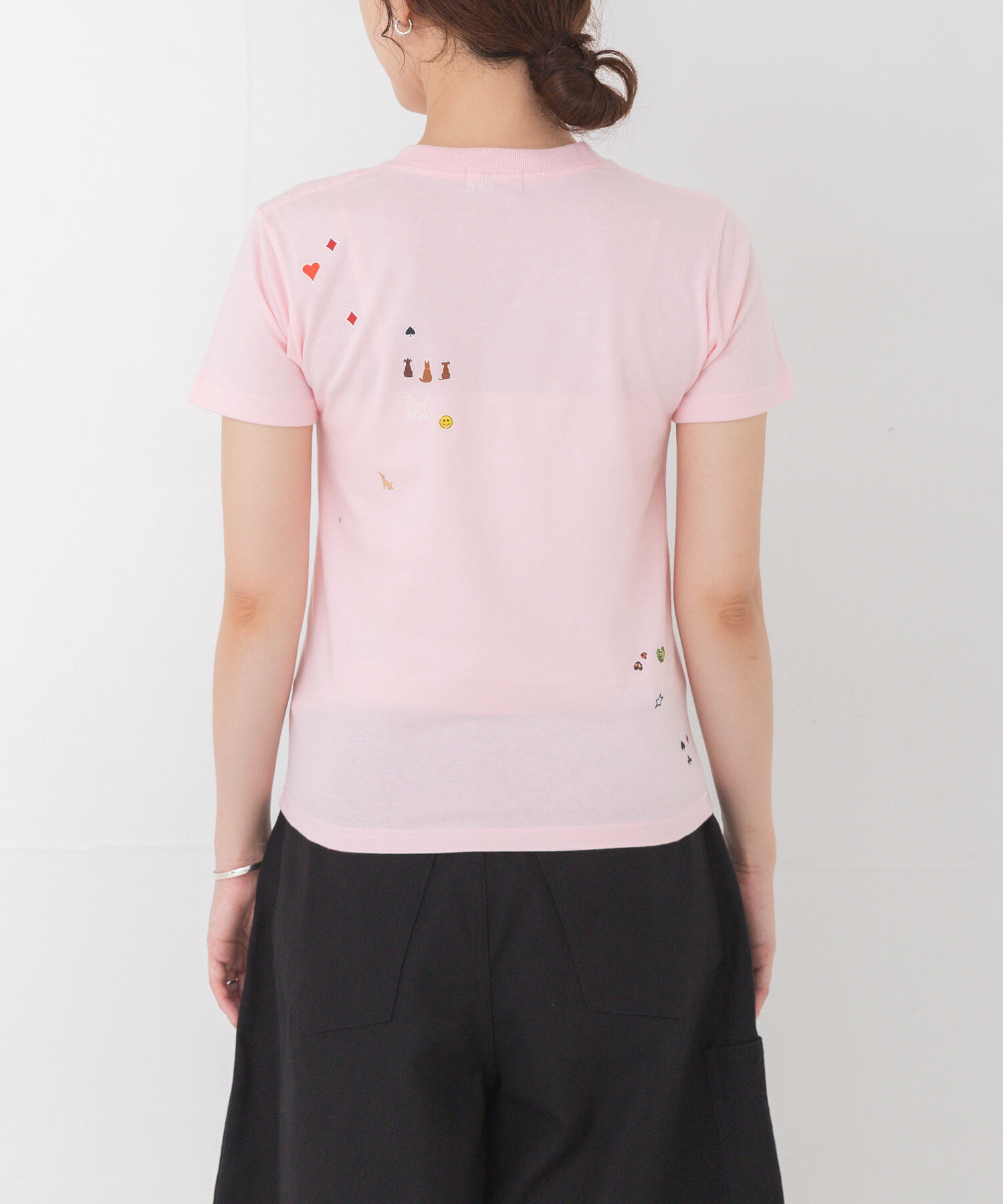 URBAN RESEARCH「Teya　STICKER T-SHIRTS」|Tシャツ・カットソー|