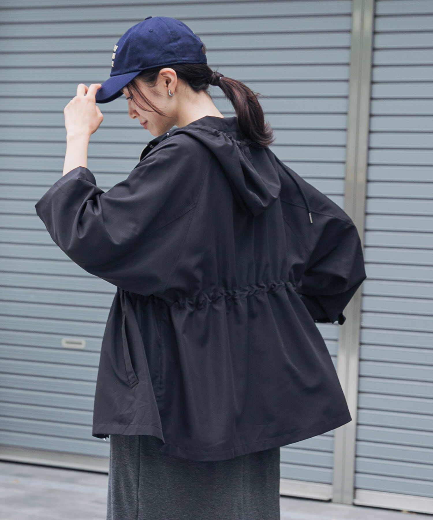URBAN RESEARCH DOORS「『UR TECH ひやサラクール』遮熱ドロストパーカー」|ノーカラーコート|