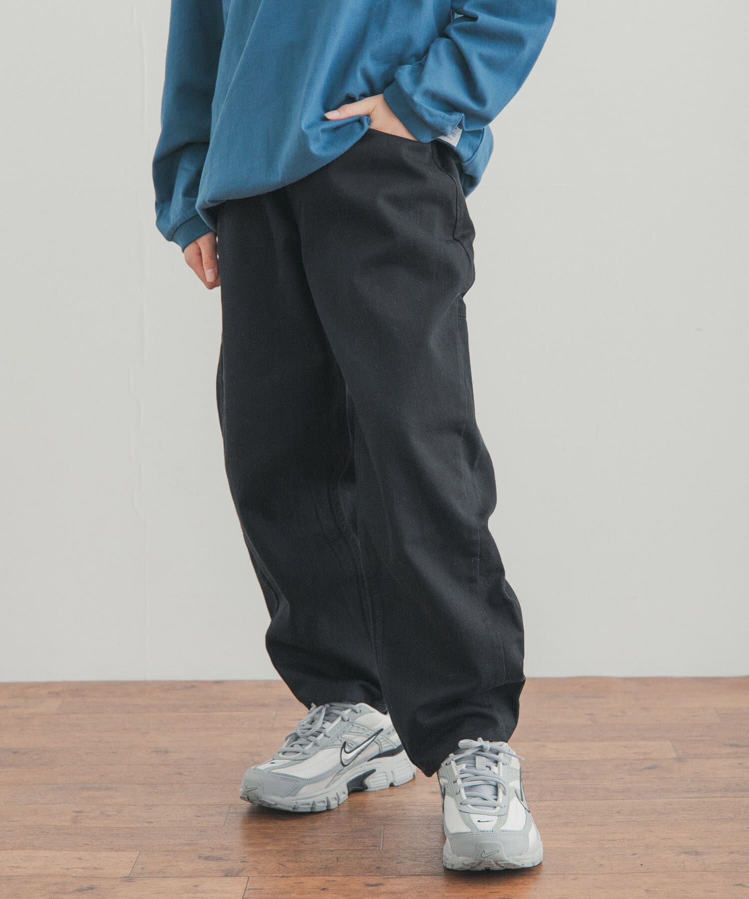 URBAN RESEARCH DOORS「『150サイズ』バレルパンツ(KIDS)」|その他|ブラック