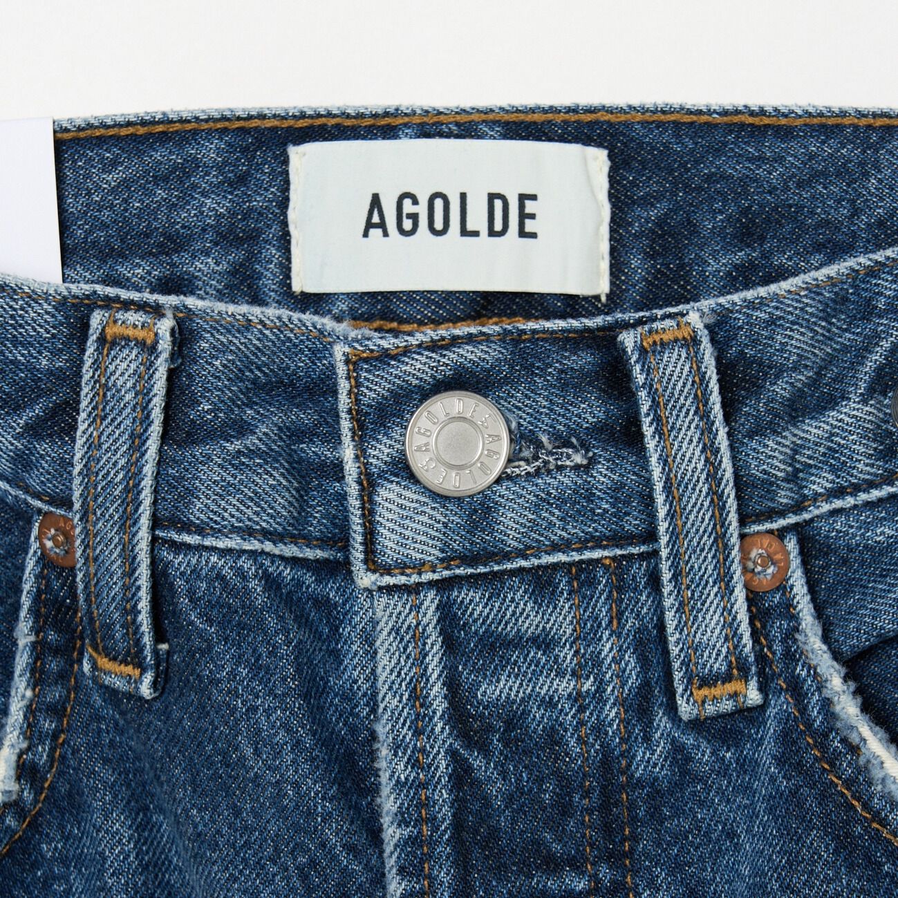  「AGOLDE ARC JEAN IN SHORTWAVE」|チノ|