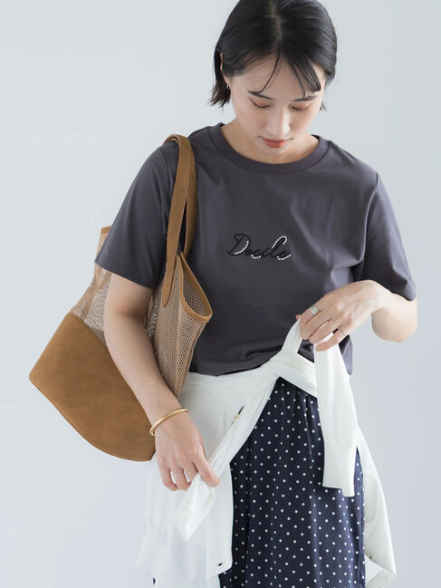 Te chichi「【接触冷感】パール&刺繍ロゴコンパクトTシャツ」|Tシャツ・カットソー|チャコールグレー