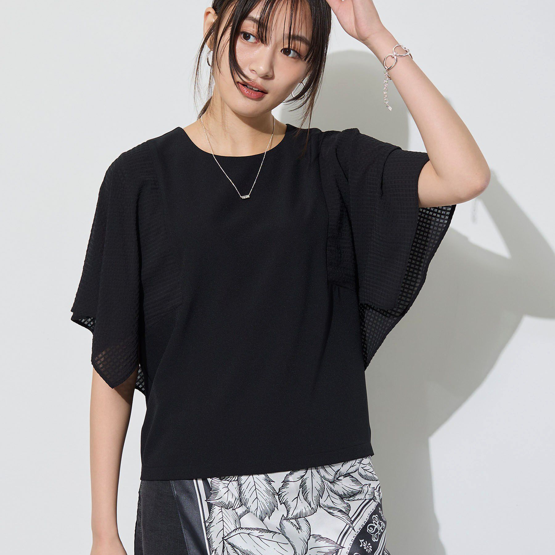 INDIVI「【洗える／シアーチェック柄】異素材コンビスリーブトップス」|Tシャツ・カットソー|