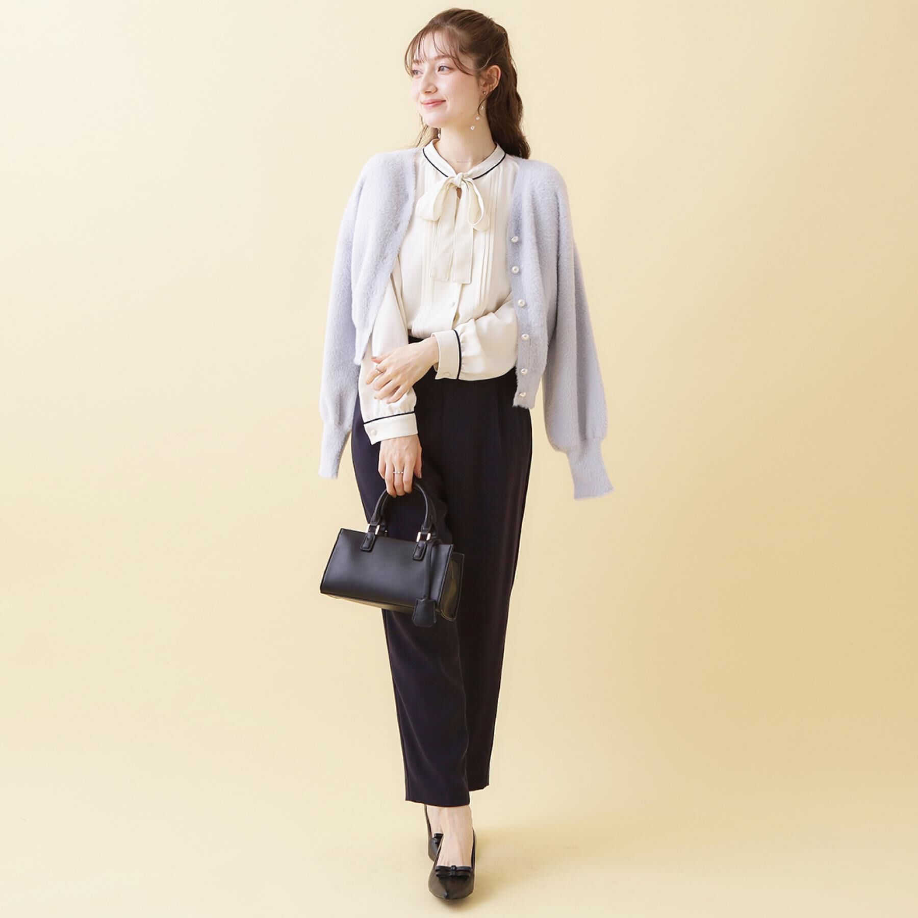 Couture broach「【ハレの日・通勤】配色タックタイブラウス」|シャツ・ブラウス|