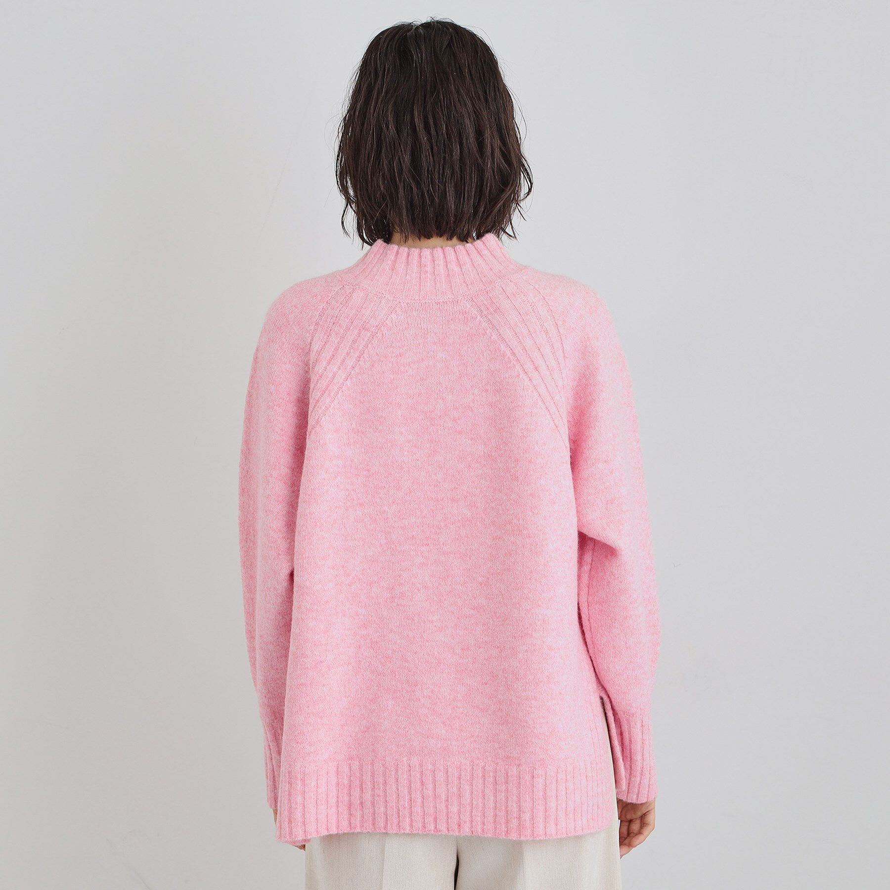 THE SHOP TK「ふんわり柔らかきれい色 ウール混ハイネックニット」|ニット・セーター|