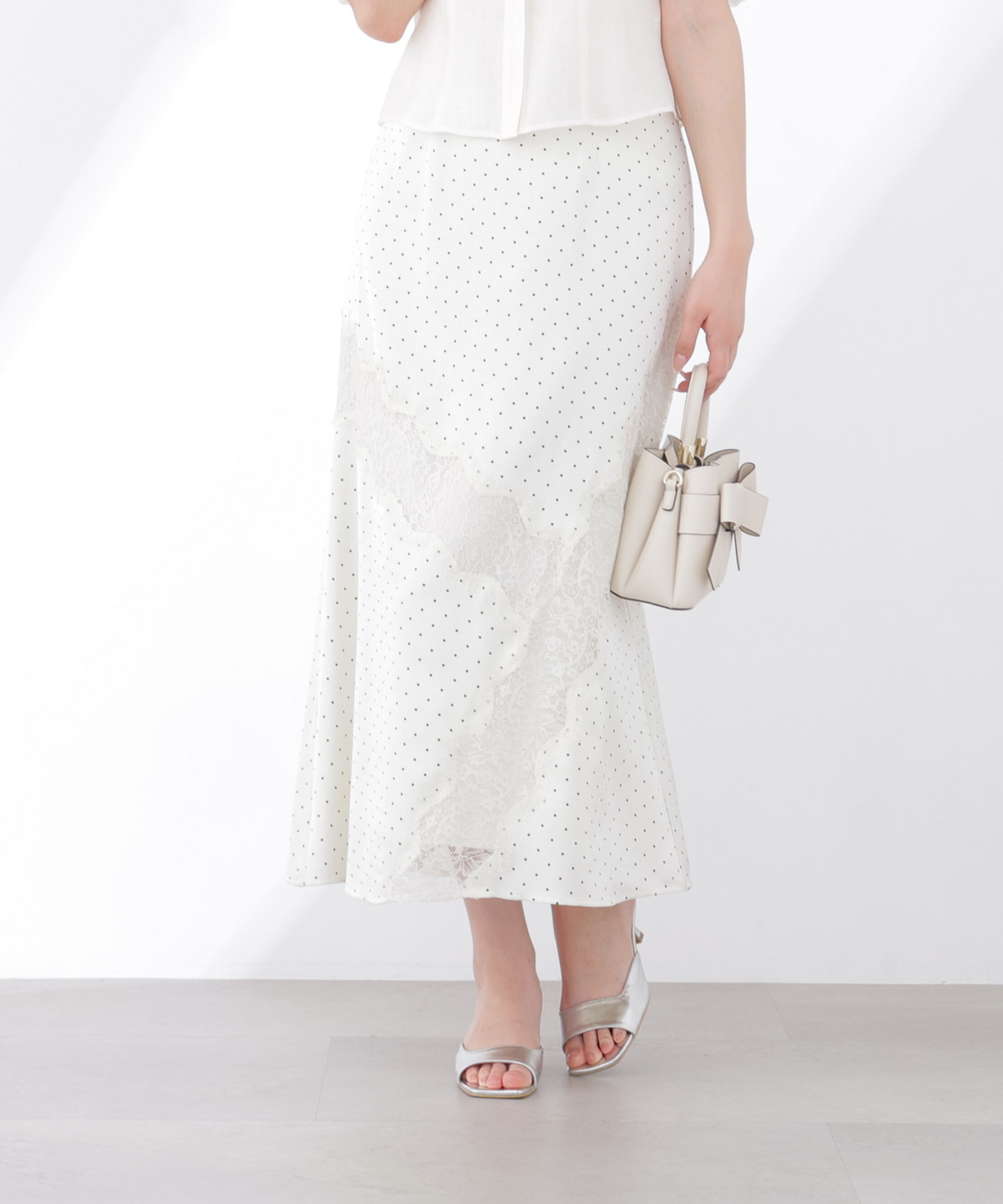 PROPORTION BODY DRESSING「レーストリムスカート 26SS」|スカート|