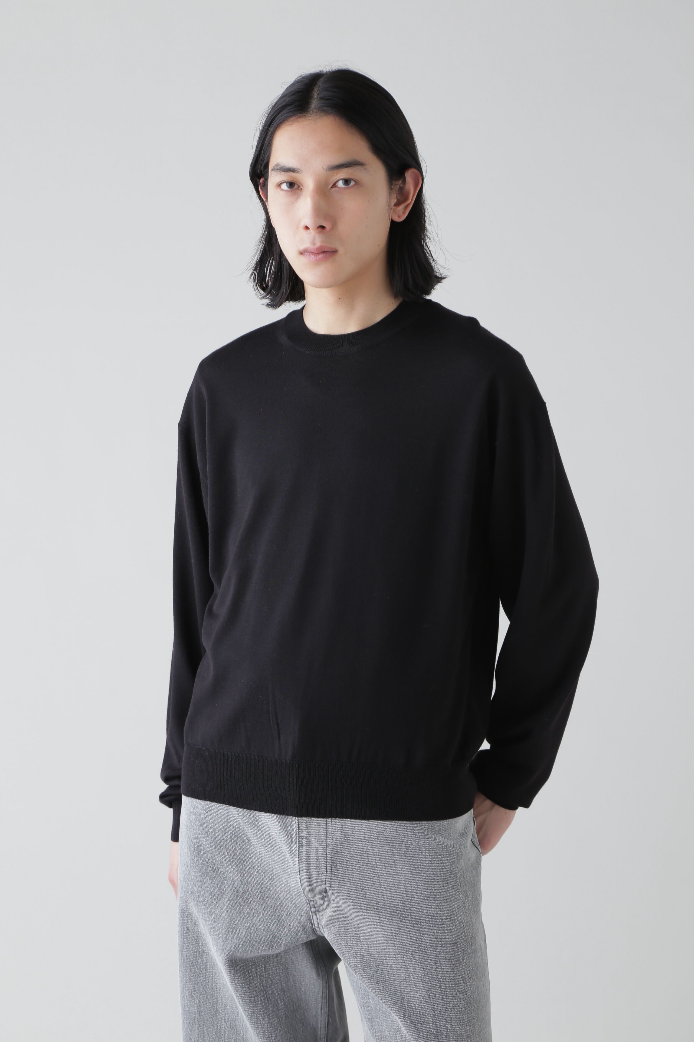 YLEVE 「YLEVE / EXTRAFINE MERINO WOOL KN P/O」|ニット・セーター|ブラック