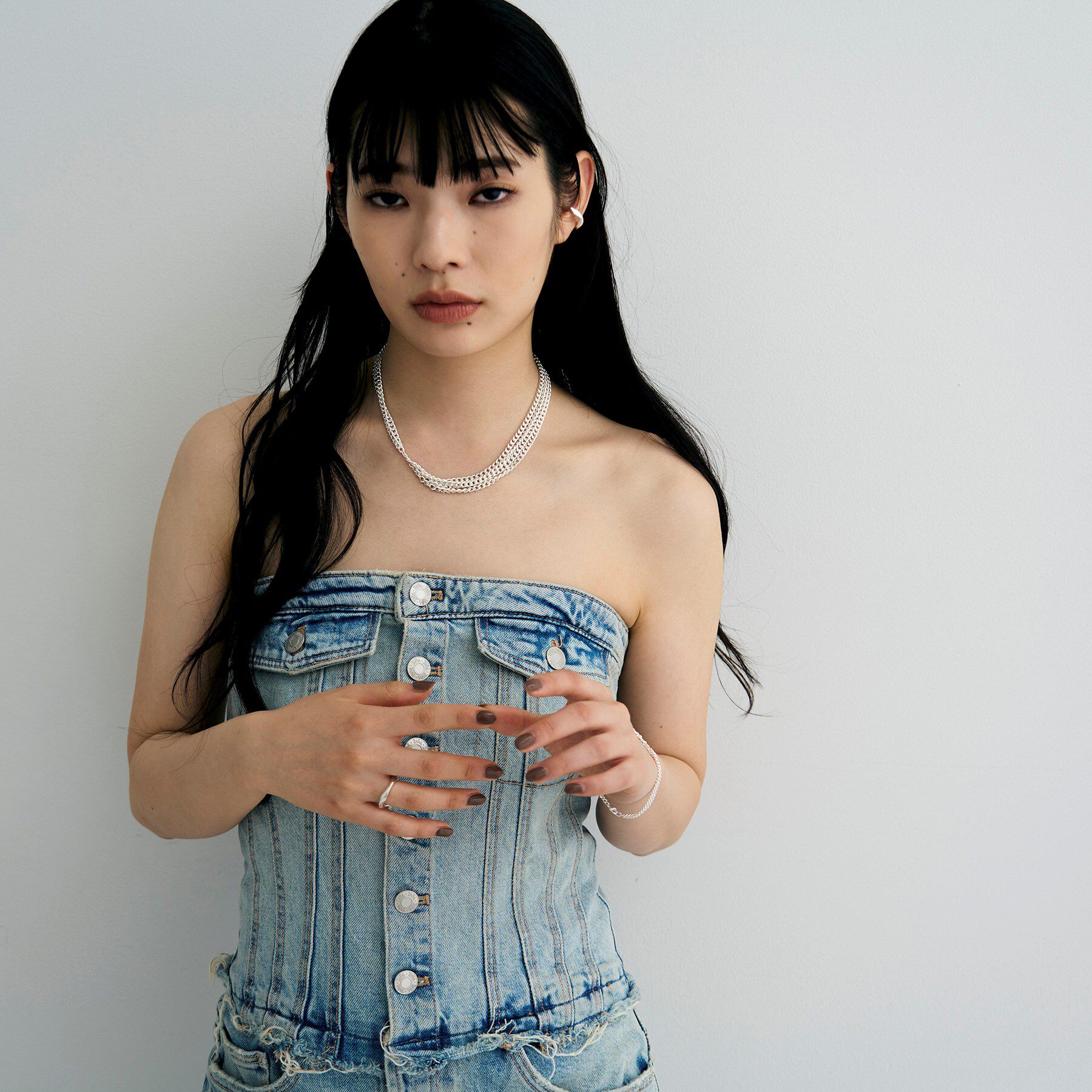 COCOSHNIK ONKITSCH「シルバー カーブチェーンアシンメトリードレープネックレス」|ネックレス|