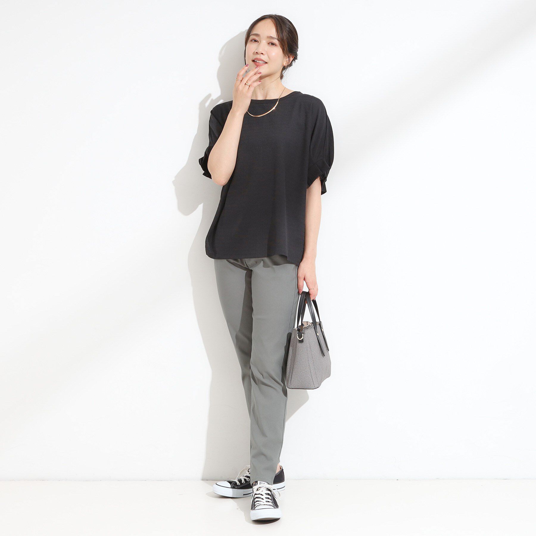 SHOO･LA･RUE「【洗える】お袖のタックがアクセント インせず着られる さらさらドルマントップス」|Tシャツ・カットソー|