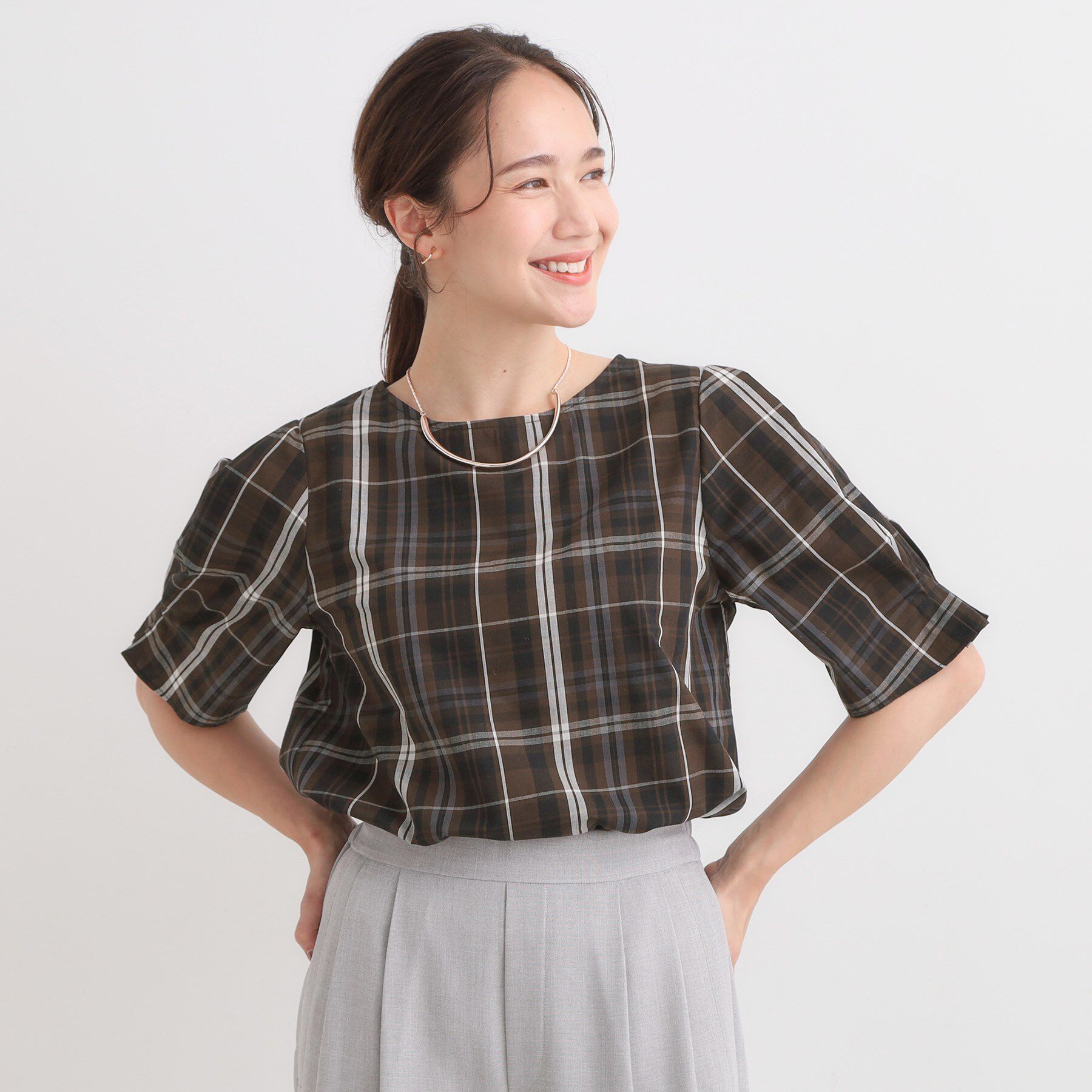SHOO･LA･RUE「【S-LL/5分袖】お袖タックできれいに魅せる 大人のチェックブラウス」|シャツ・ブラウス|