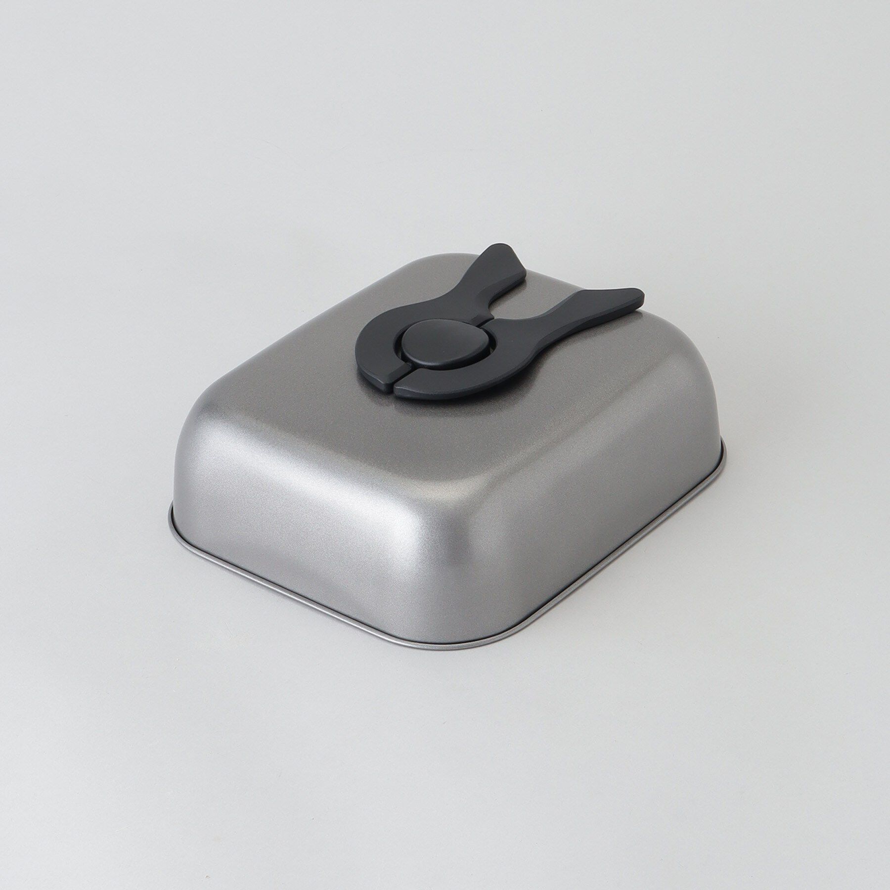 212 KITCHEN STORE「バーニスタ シリコーン加工スタンドプレートカバー角型22&times;18.5cm」|食器・キッチングッズ|