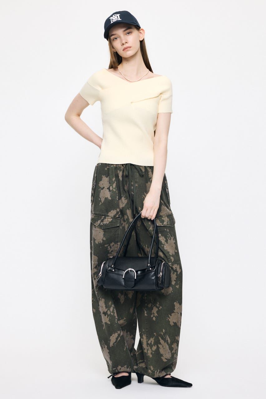 MOUSSY「CROSS OFF SHOULDER トップス」|ニット・セーター|