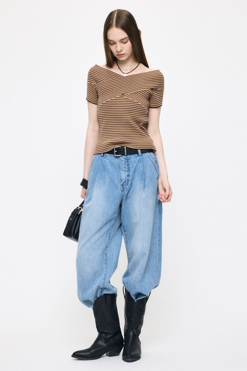 MOUSSY「CROSS OFF SHOULDER トップス」|ニット・セーター|
