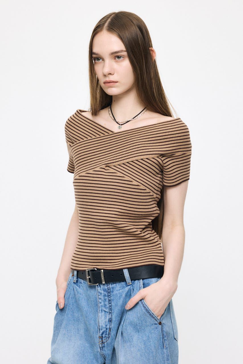MOUSSY「CROSS OFF SHOULDER トップス」|ニット・セーター|