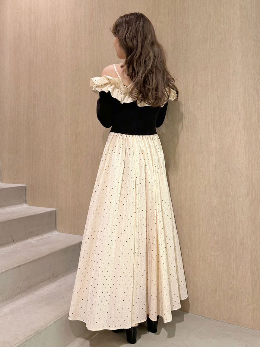 LILY BROWN「【新色追加】フリルカラーニットコンビワンピース」|ワンピース|