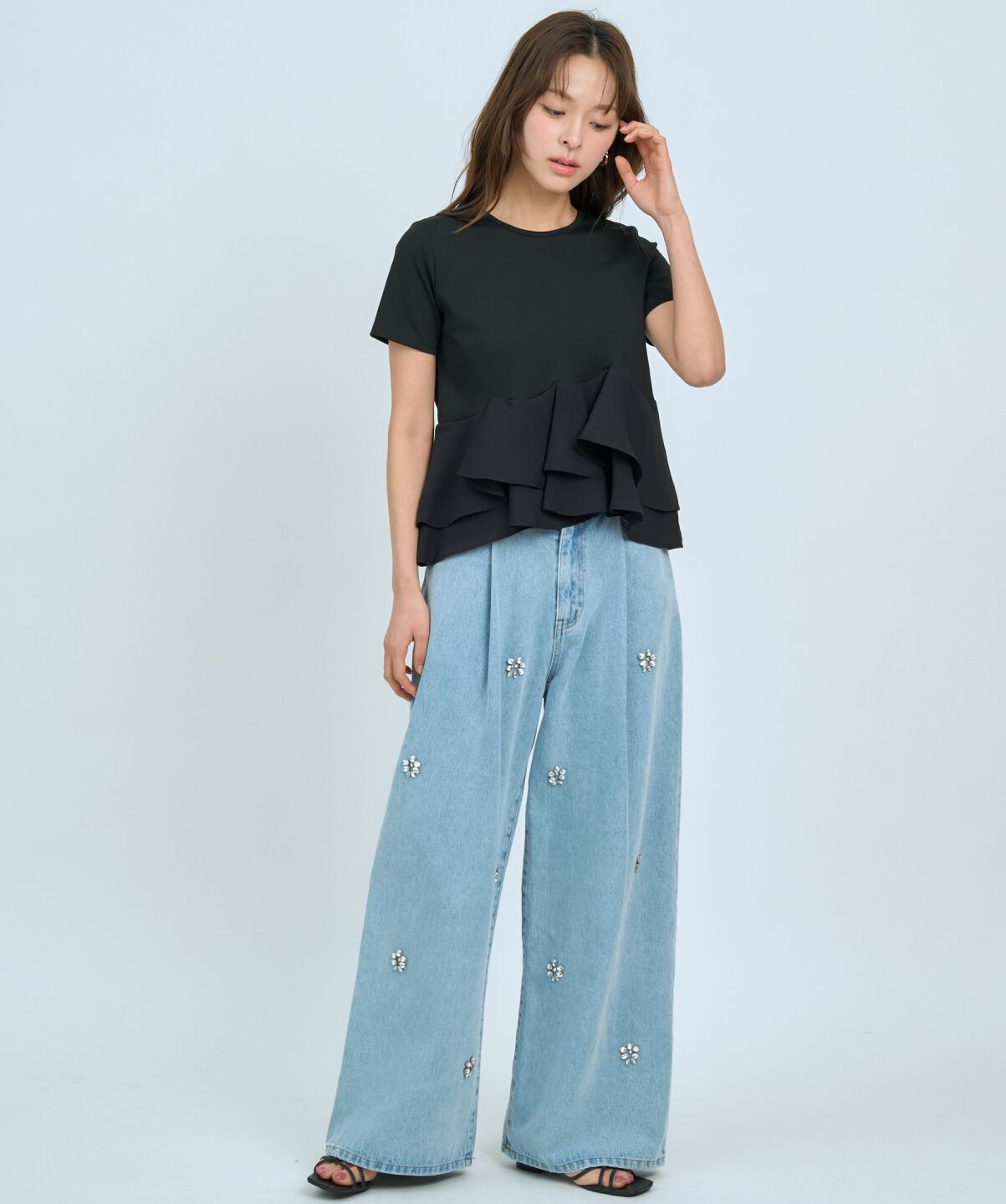 アンドクチュール「ビジュータックデニムパンツ」|デニム|