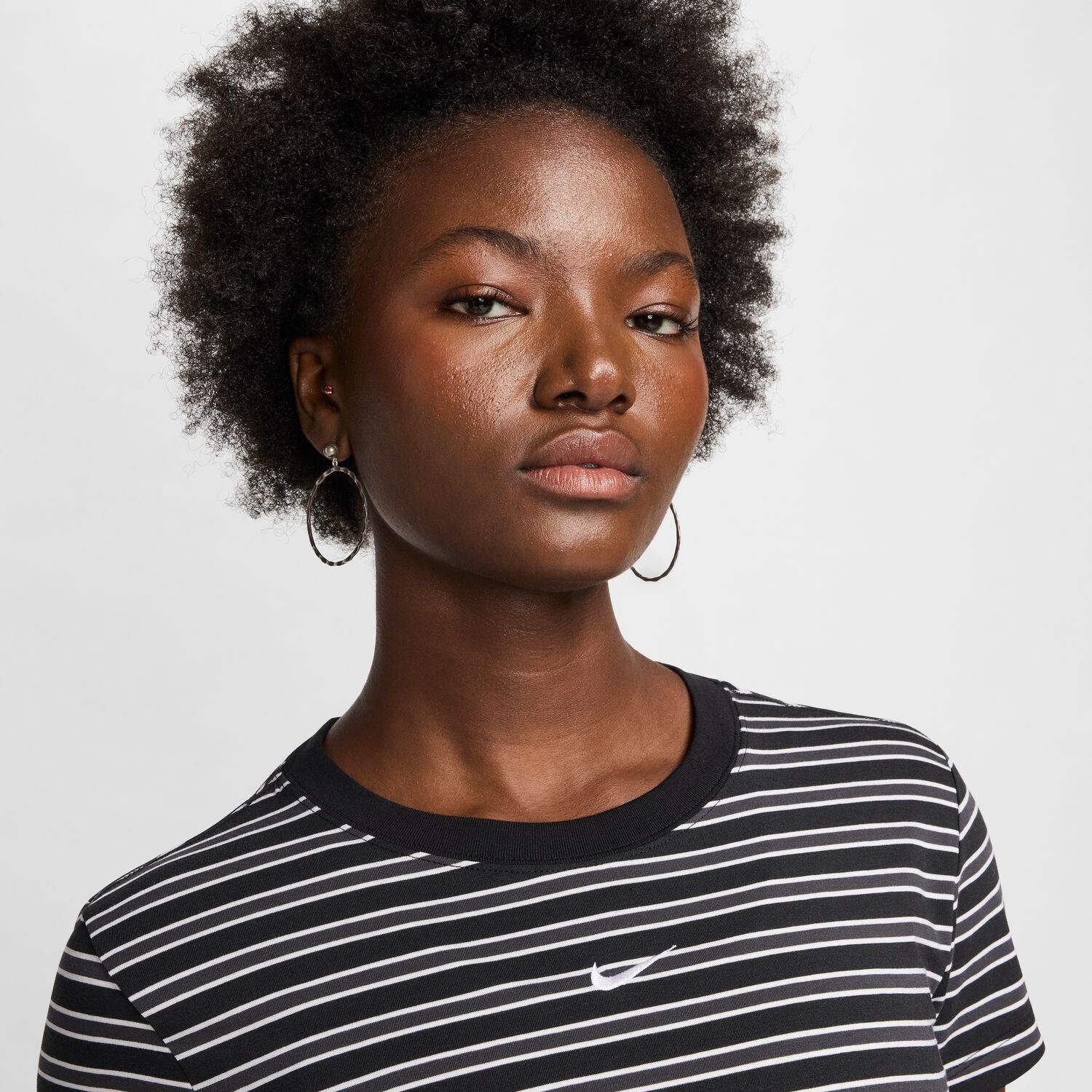 NIKE「【NIKE ｳｪｱ】W CHLL KNT TEE PNX」|Tシャツ・カットソー|