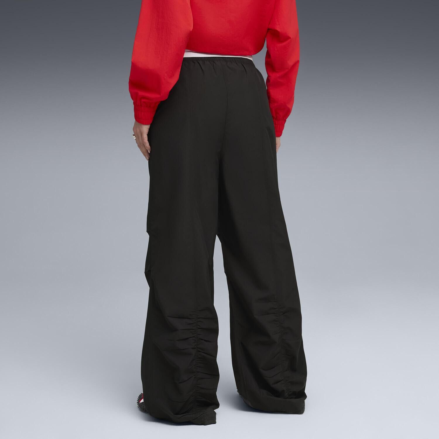 PUMA「【PUMA ｳｪｱ】W WARDROBE ESS PARACHUTE WV PT」|チノ|