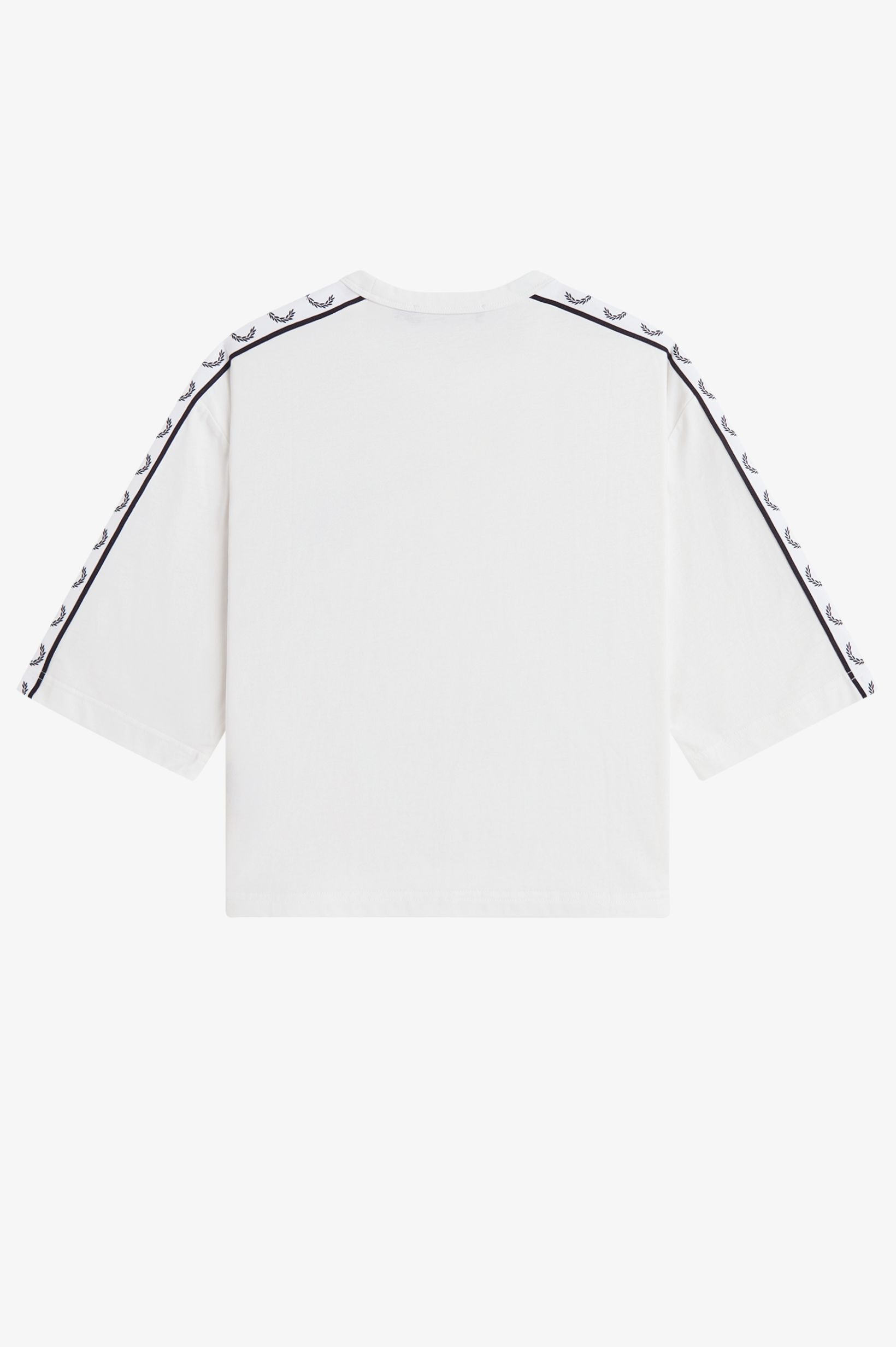 FRED PERRY 「Taped T-Shirt／ロゴテープTシャツ」|Tシャツ・カットソー|