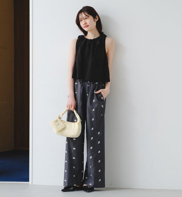  「【WEB限定追加/2サイズ展開】フラワーステッチワイドパンツ」|チノ|