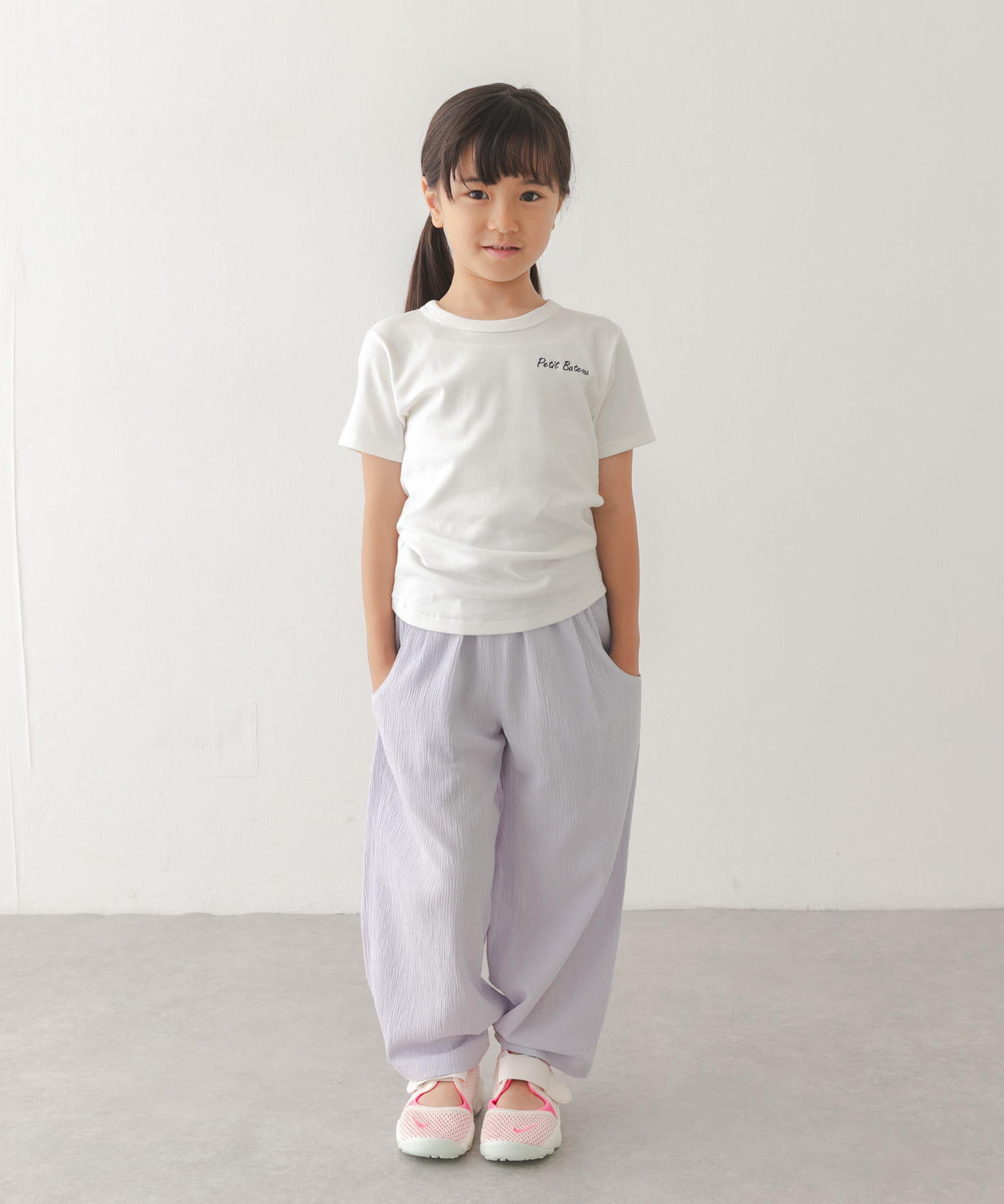 URBAN RESEARCH DOORS「『別注』PETIT BATEAU&times;DOORS　刺繍ロゴTシャツ(KIDS)」|Tシャツ・カットソー|