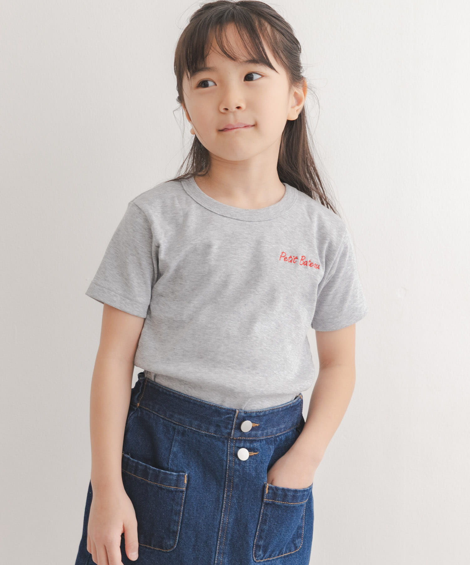 URBAN RESEARCH DOORS「『別注』PETIT BATEAU&times;DOORS　刺繍ロゴTシャツ(KIDS)」|Tシャツ・カットソー|