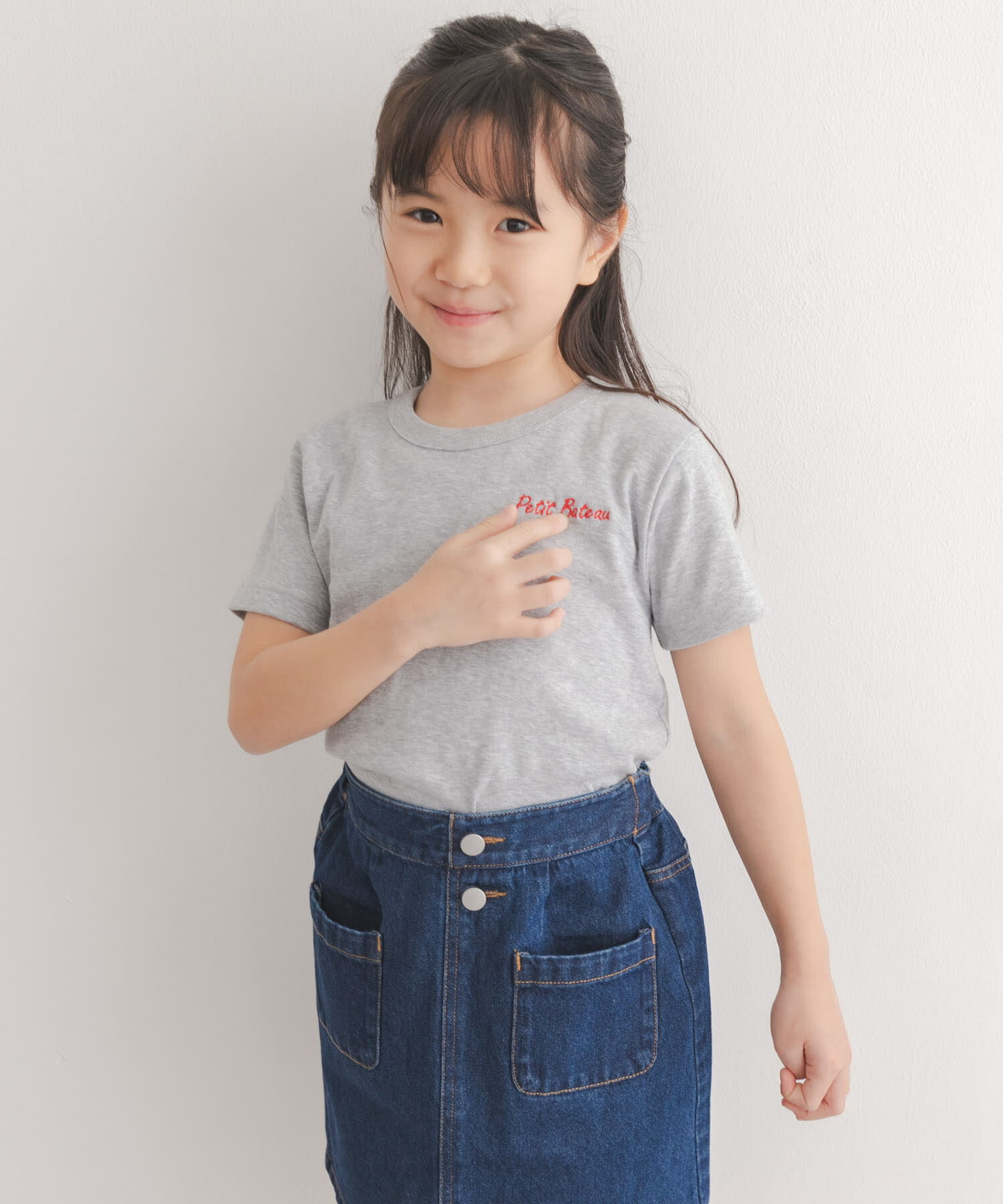 URBAN RESEARCH DOORS「『別注』PETIT BATEAU&times;DOORS　刺繍ロゴTシャツ(KIDS)」|Tシャツ・カットソー|