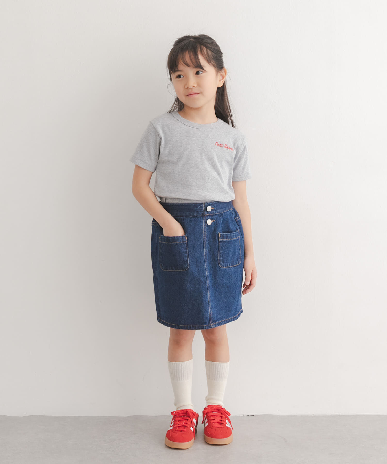 URBAN RESEARCH DOORS「『別注』PETIT BATEAU&times;DOORS　刺繍ロゴTシャツ(KIDS)」|Tシャツ・カットソー|
