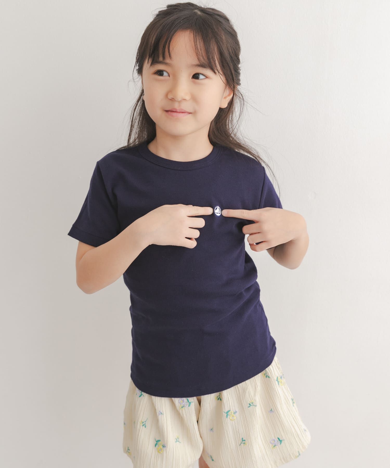URBAN RESEARCH DOORS「『別注』PETIT BATEAU&times;DOORS　刺繍ロゴTシャツ(KIDS)」|Tシャツ・カットソー|
